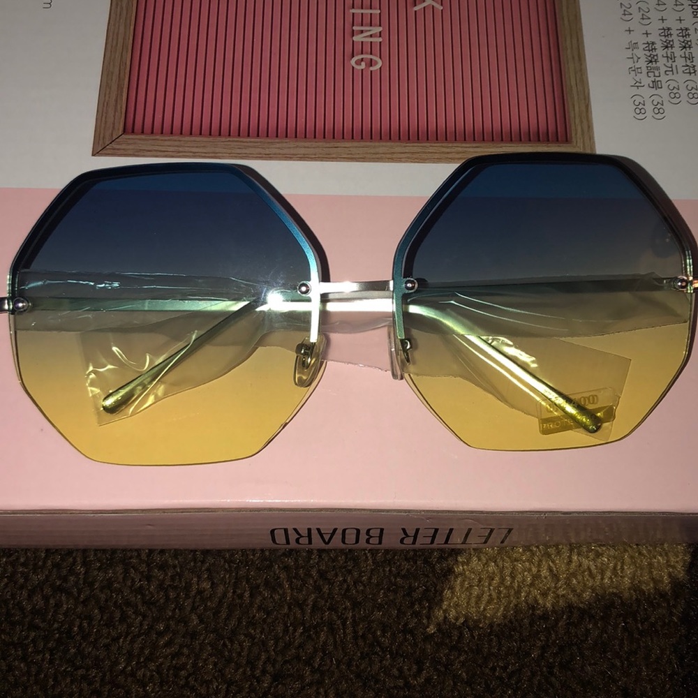 Octagon shaped sunglasses